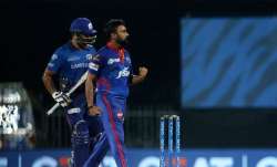 Amit Mishra celebrates after dismissing Rohit Sharma