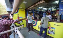 delhi unlock, delhi, unlock in delhi, delhi covid restrictions, liquor shops, covid19 protocols, del