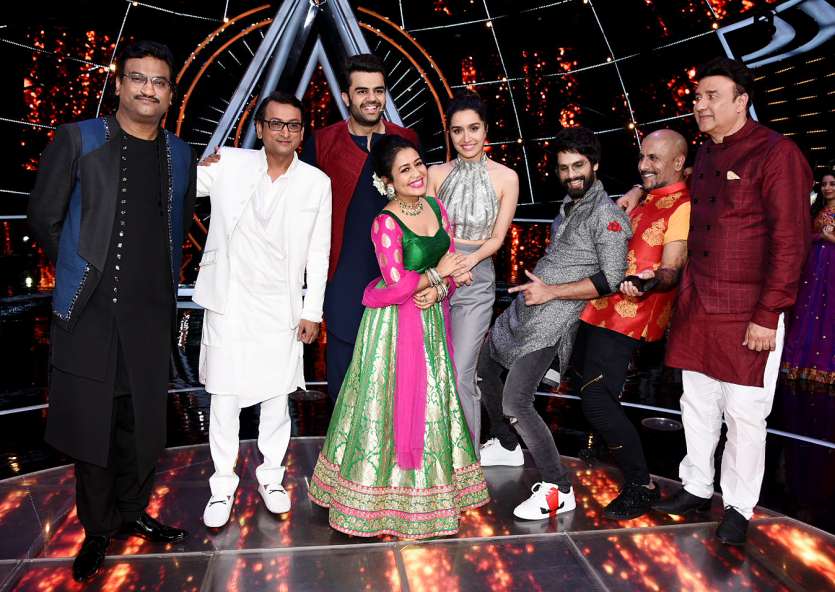 Shahid Kapoor Shraddha Kapoor promote batti gul meter chalu Indian Idol