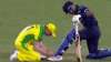 David Warner ties Hardik Pandya's shoelaces