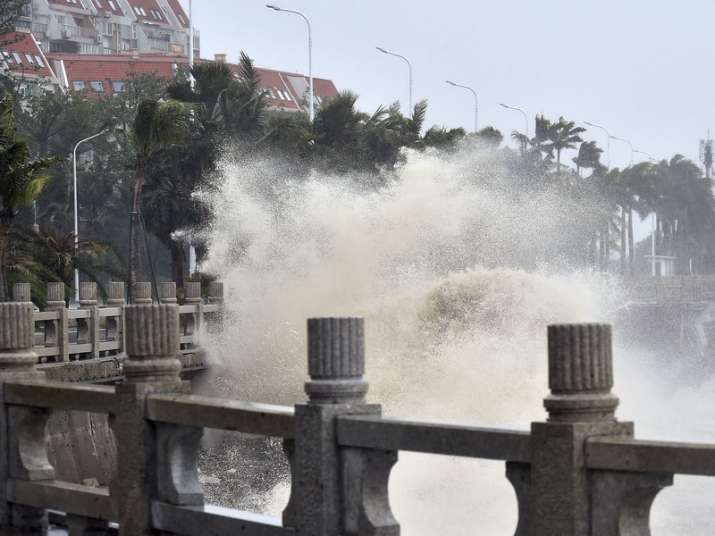 Typhoon Mangkhut leaves 81 dead in Philippines