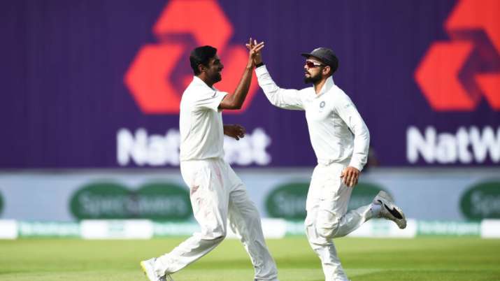 R Ashwin and Virat Kohli